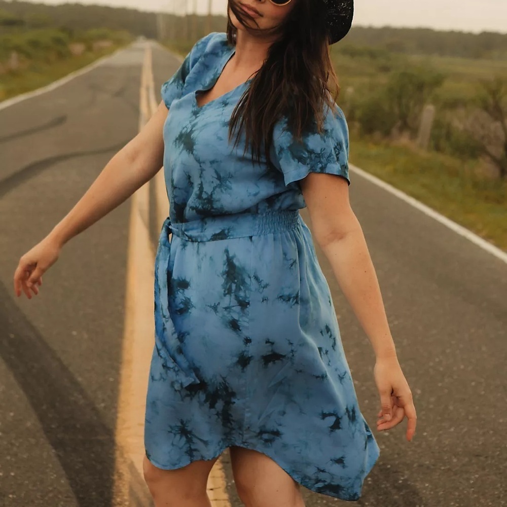 Anthropologie Cloth & Stone Liv Tie-Front Tie Dye Mini Dress S